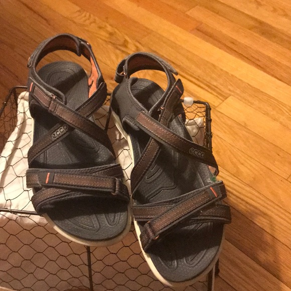ecco sandals size 41